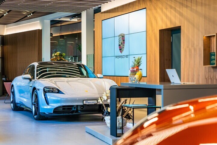 Mitarbeiter Empfang und Administration Porsche (m/w/d) 80-100%, 1. Bild