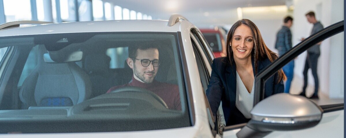 Place d'apprentissage Gestionnaire du commerce de détail Vente automobile (h/f) CFC 2027, 1. portrait